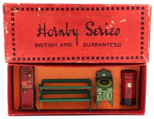 Hornby 3 railway accessories x308