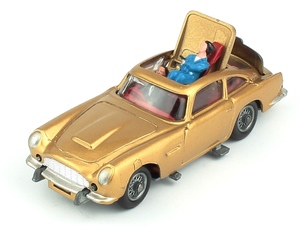 Corgi 261 james bond aston x3802