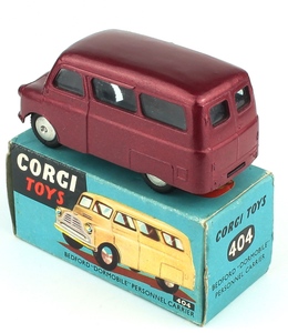 Corgi 404 dormobile personnel carrier x4081