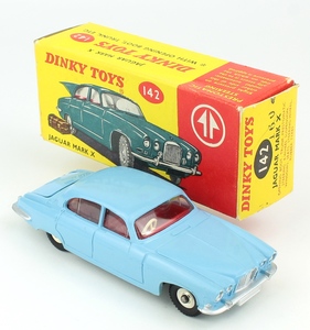 Dinky 142 jaguar mark x x820