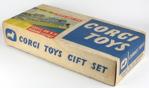 Corgi gift set 25 shell bp garage x9078