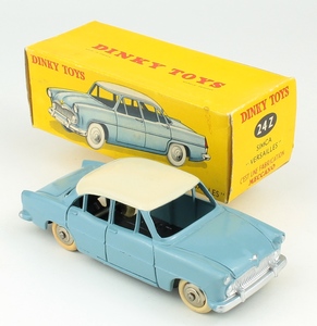 French dinky 24z simca versailles yy91