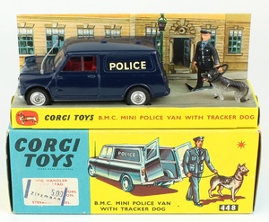 Corgi 448 mini police van tracker dog yy118
