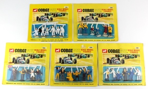 Corgi 1501 figures yy163