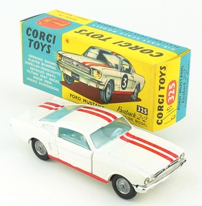 Corgi 325 ford mustang competition yy399