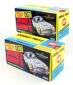 Corgi 04203 james bond's aston martin yy420