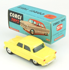 Corgi 207m standard vanguard saloon yy4421