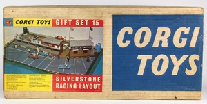 Corgi toys gift set 15 silverstone yy623