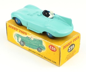 Dinky toys 238 jaguar d type racer yy6831