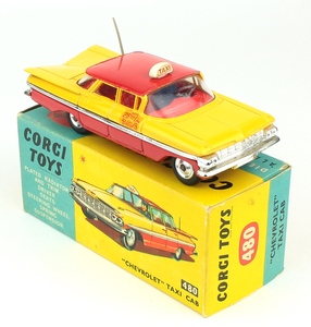 Corgi toys 480 chevrolet taxi cab yy708