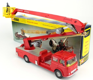 Corgi toys 1127 simon snorkel fire engine yy756