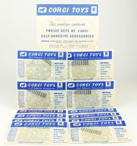 Corgi toys envelope b pack accessories yy993