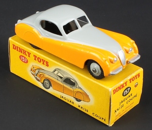 Dinky toys 157 jaguar xk120 zz325