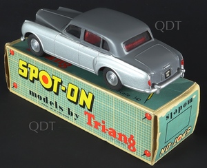 Spot on models 102 bentley saloon zz4661