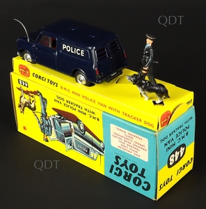 Corgi toys 448 mini police van tracker dog zz5331