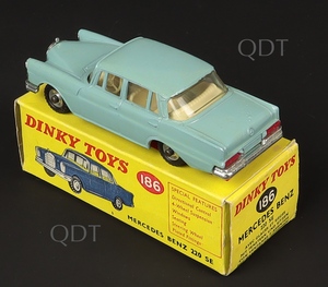 Dinky toys 186 mercedes benz 220 se zz7661