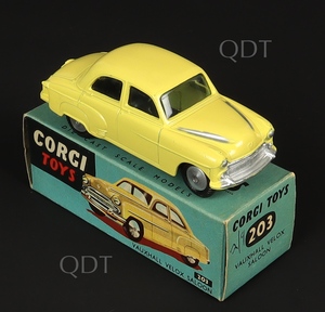 Corgi toys 203 vauxhall velox zz821