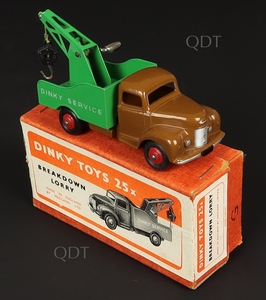 Dinky toys 25x breakdown lorry zz860