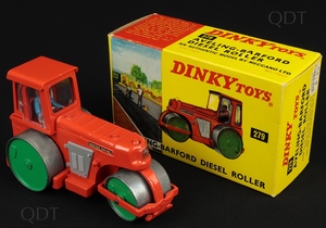 Dinky toys 279 aveling barford diesel roller aa163