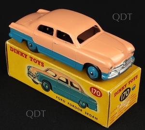 Dinky toys 170 ford fordor sedan aa371