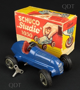 Schuco models 1050 mercedes racer aa433