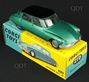 Corgi toys 210 citroen ds19 aa449