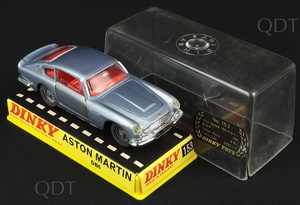 Dinky toys 153 aston martin db6 x143