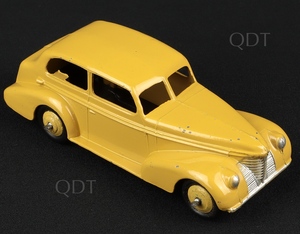 Dinky 39b oldsmobile aa670