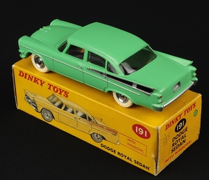 Dinky Toys 191 Dodge Royal Sedan - QDT