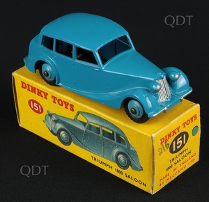 Dinky toys 151 triumph 1800 saloon aa826