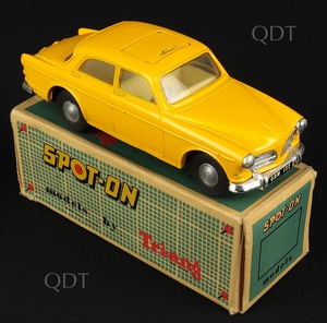 Spot on models 216 volvo 122s aa844