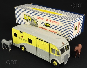 Dinky toys 979 newmarket horse transporter aa908