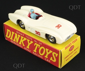Dinky toys 237 mercedes racing car aa914