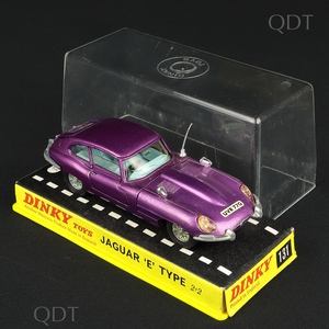 Dinky toys 131 jaguar e type aa963