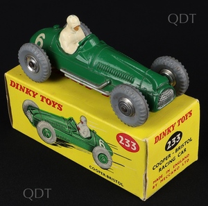 Dinky toys 233 cooper bristol racing car bb247