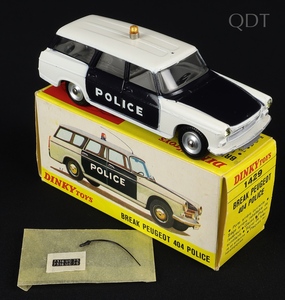 French dinky toys 1429 break peugeot 404 police bb261