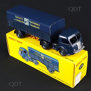 French dinky toys 575 sncf panhard truck bb459