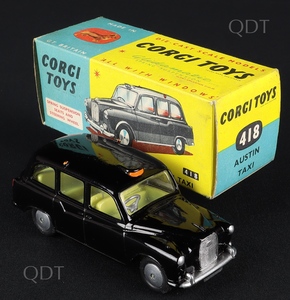 Corgi toys 418 austin taxi bb662