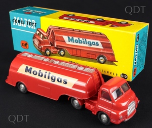 Corgi toys 1110 mobilgas petrol tanker bb664