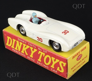 Dinky toys 237 mercedes benz racing car bb766