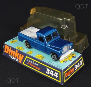 Dinky toys 344 land rover bb590