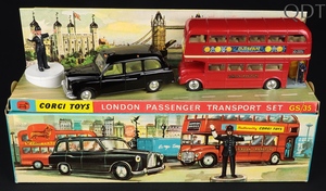 Corgi toys gift set 35 london transport cc11