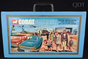 Corgi tourist carry case cc232