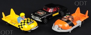 Corgi junior bobleigh james bond spectre rockets mercedes cc304