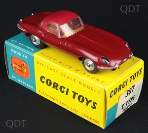 Corgi toys 302 e type jaguar cc403