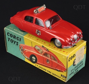 Corgi toys 213 2.4 jaguar fire service cc541