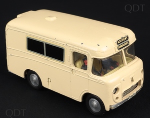 Spot on models 207 wadham ambulance cc577