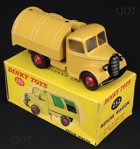 Dinky toys 258 refuse wagon cc636