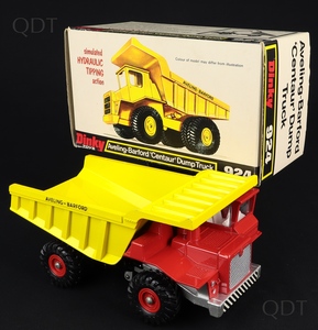 Dinky toys 924 aveling barford centaur dump truck cc686