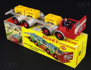 Dinky supertoys 936 leyland 8 wheeled chassis cc713